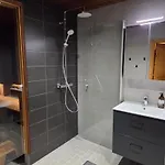 Paljarinne - Ukkohallan Hissiliput 2 Kpl Sisaeltyy Hintaan *